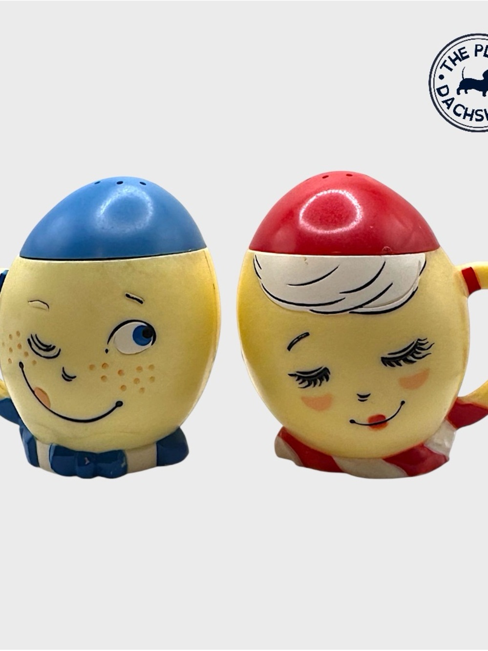 Vintage Blue & Red Cute Egg-Shaped Salt and Pepper Shakers